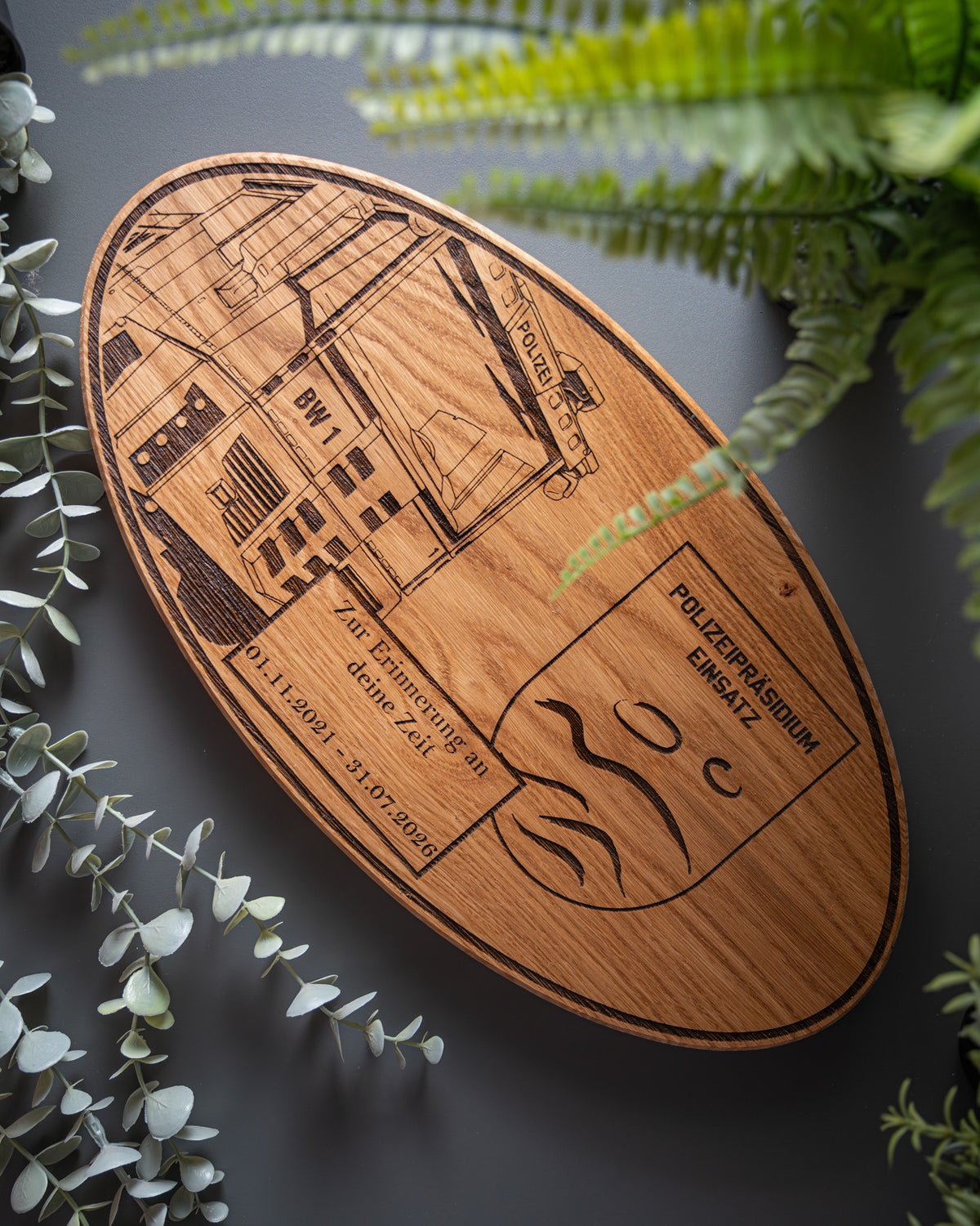 Ovales Wandschild - Eiche